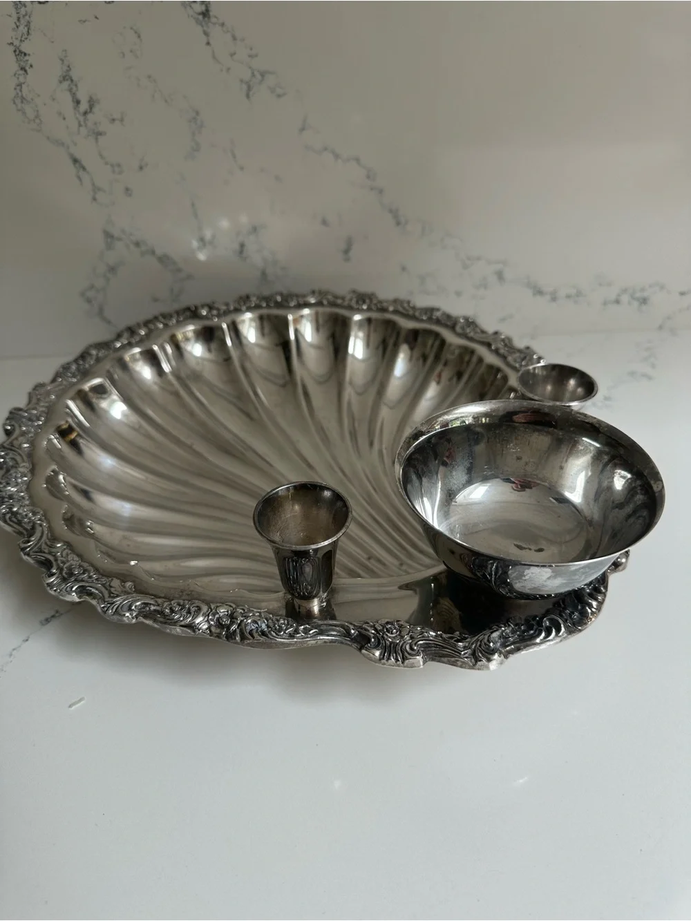 1940s Silver-Played Shell Serving Tray - Elegant Home Dining - vintage - Picture 12 of 14